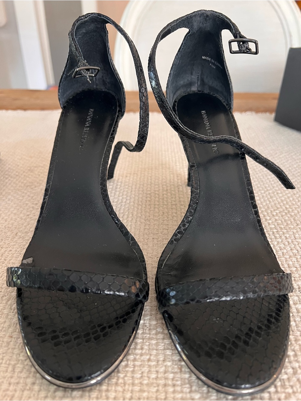 Banana Republic Black Snakeskin Ankle-Strap Women's Sandals